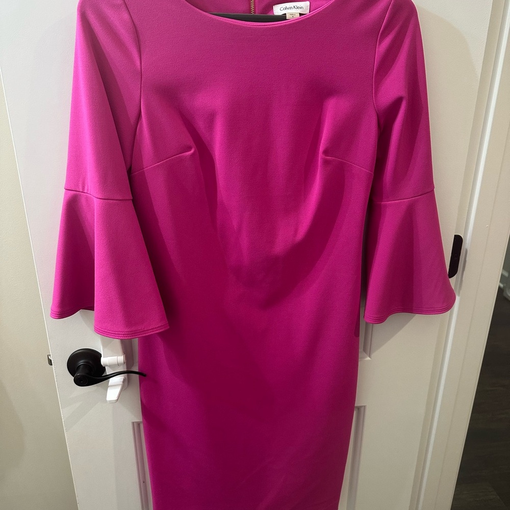 Calvin Klein Women's Fuchsia Bell Sleeve Dress